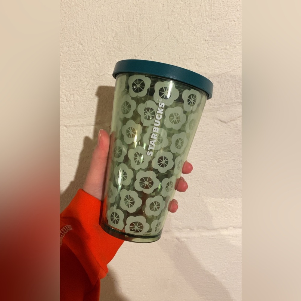 Spring themed Starbucks cup without straw
